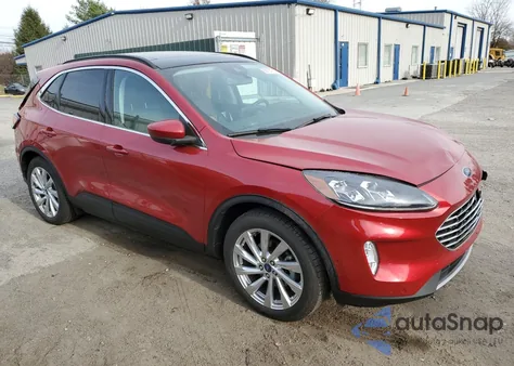 2021 Ford Escape Titanium from USA, damaged, VIN 1FMCU0DZ0MUA20706